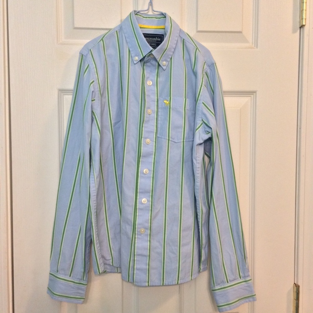 Boys Abercrombie long sleeve button up shirt EUC
